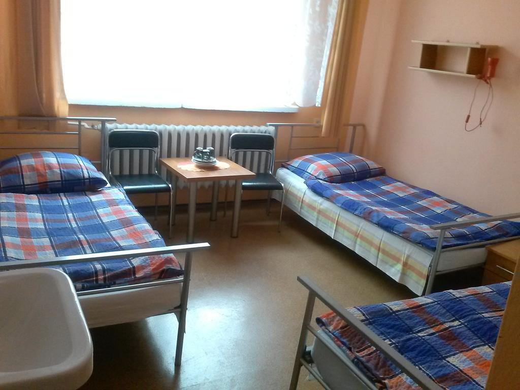 Pod Zielonym Kogutem Hostel Duszniki Zdrój Kamer foto