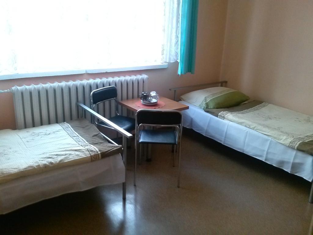Pod Zielonym Kogutem Hostel Duszniki Zdrój Kamer foto