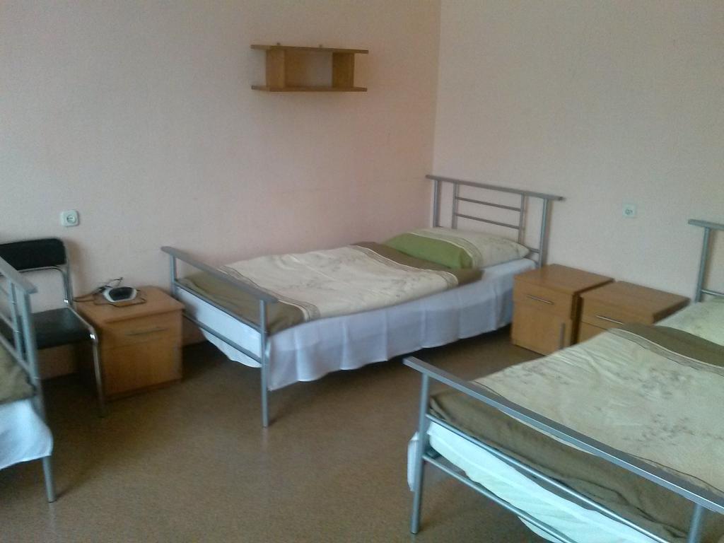 Pod Zielonym Kogutem Hostel Duszniki Zdrój Kamer foto